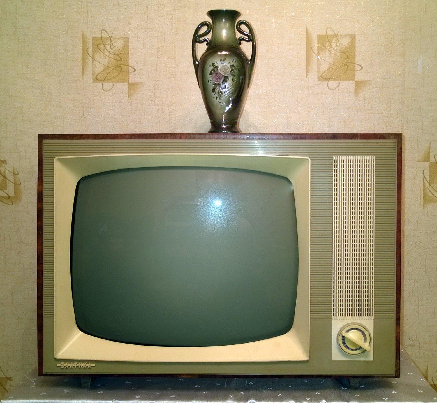 Телевизор советских времен. Рубин 106 телевизор. Телевизор Рубин 718. Телевизор Рубин 106-1. Телевизор Рубин 1967.