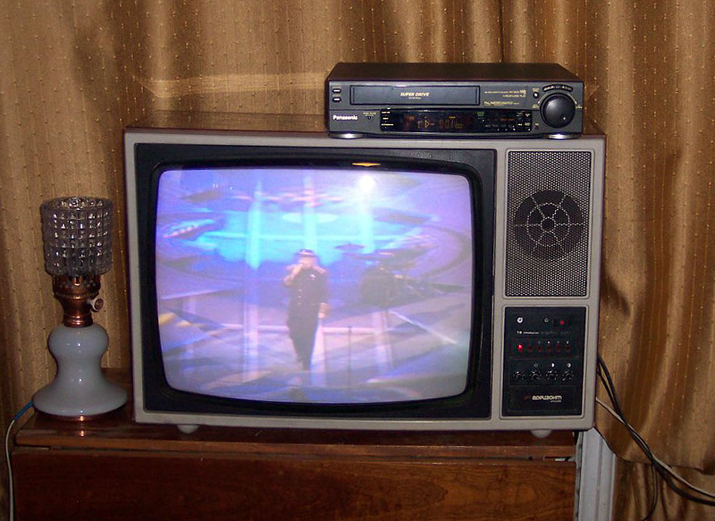 Советский телевизор купить. Телевизор Горизонт ц 257. Телевизор Горизонт 257 цветной. Цветной телевизор " Горизонт" ц257. Телевизор СССР Горизонт ц355.